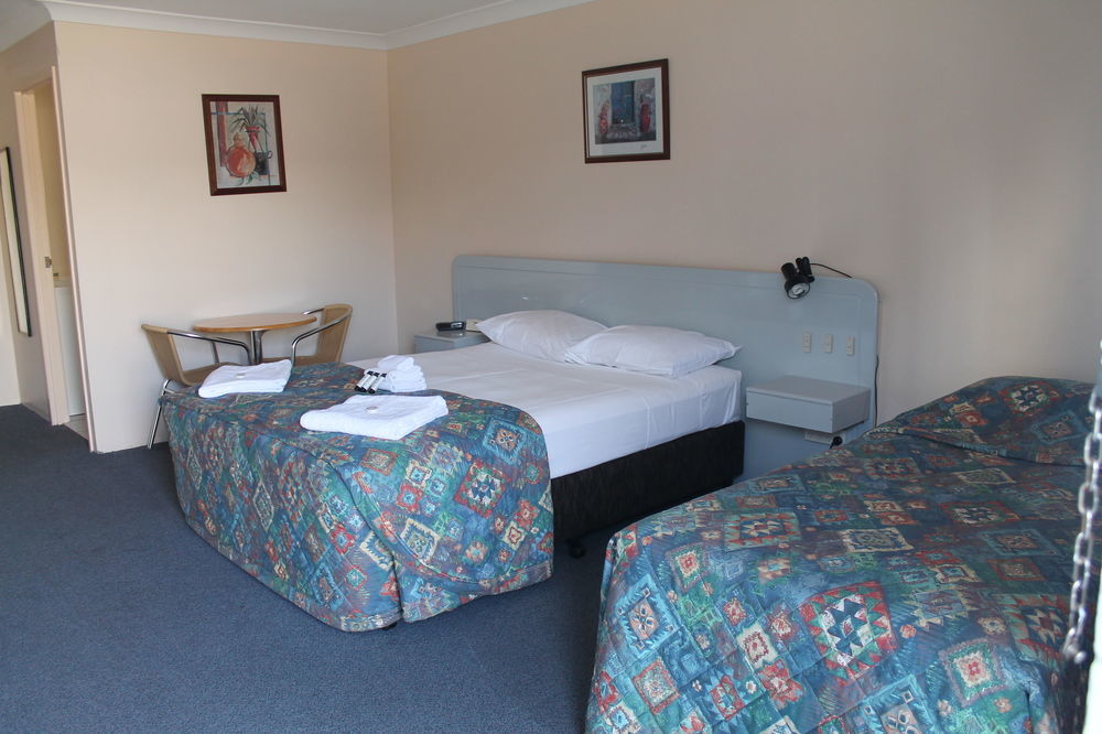 Alexander Motel Warwick Exteriör bild